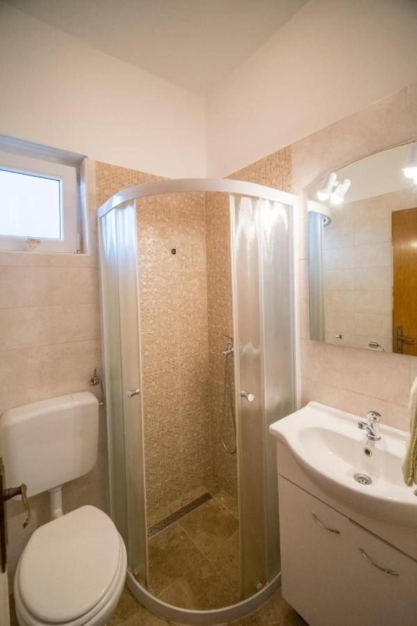 Apartman Bilac Vodice Exteriör bild