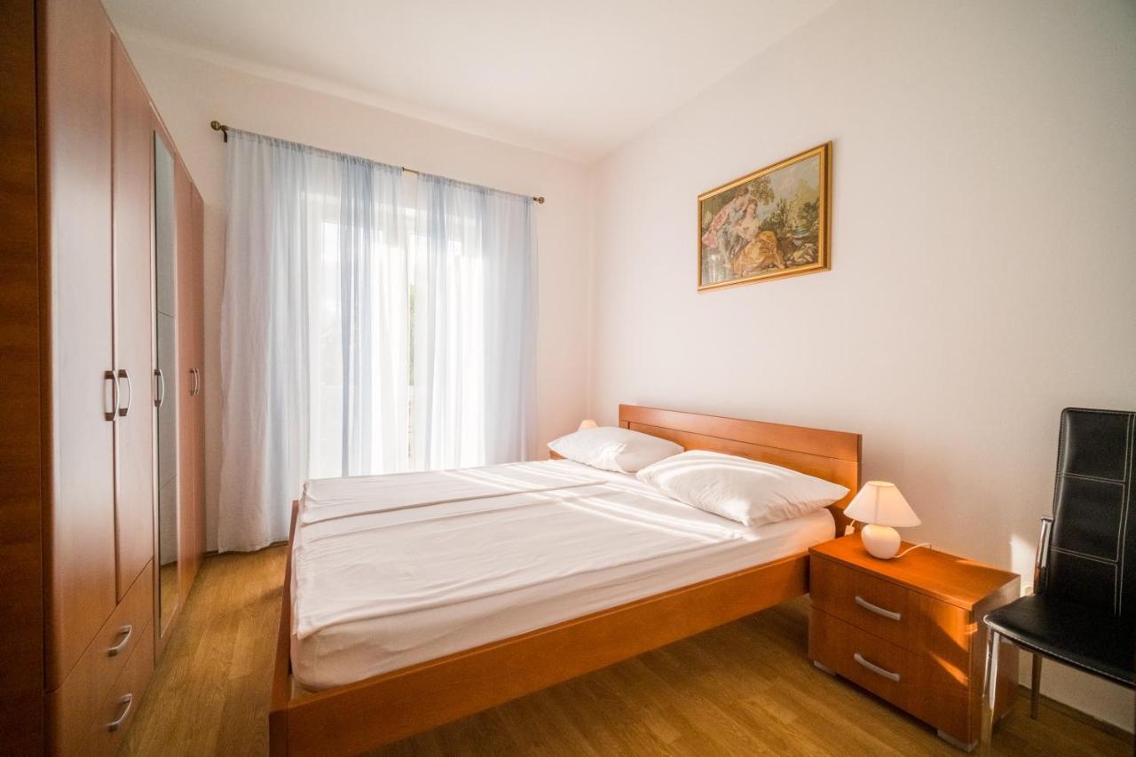 Apartman Bilac Vodice Exteriör bild